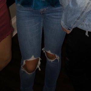 Levi’s skinny light wash jeans